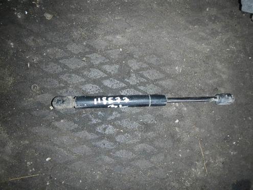 Фотография Амортизатор двери багажника, Nissan (Ниссан)-PRIMERA P12E (02-)