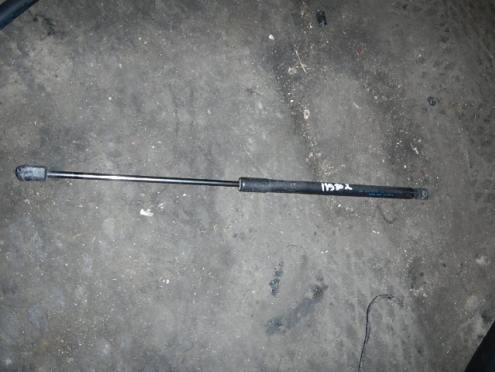 Фотография Амортизатор двери багажника, Mazda (Мазда)-3 (BK) (02-09)