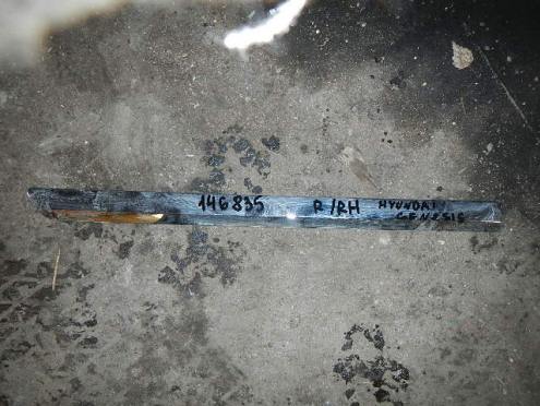 Фотография Молдинг двери задней правой, Hyundai (Хендэ)-GENESIS (09-13)