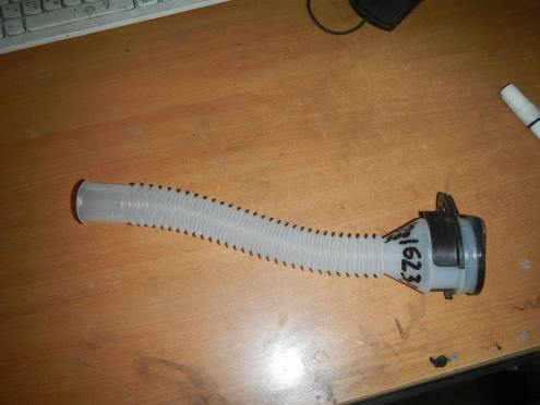 Фотография Горловина бачка омывателя, Lexus (Лексус)-GS (05-12)