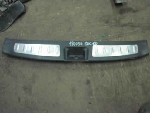 Фотография Накладка панели задка, Infiniti (Инфинити) - QX