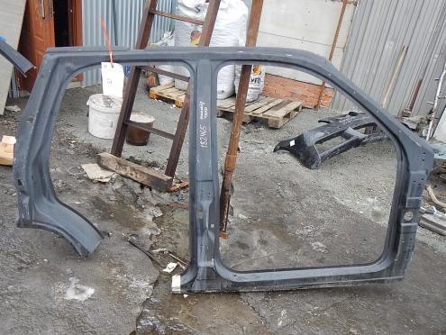 Фотография Боковина правая, Cadillac (Кадиллак)-ESCALADE III (06-14)