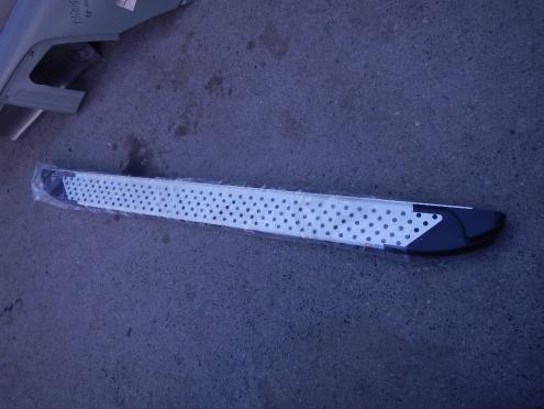 Фотография Подножка правая, Volkswagen (Фольксваген)-AMAROK (2H) (10-)