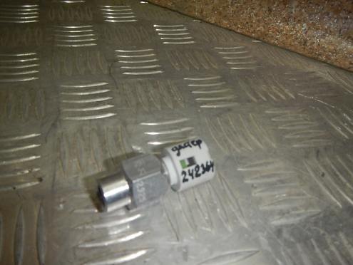 Фотография Датчик давления масла, Renault (Рено)-DUSTER (12-20)