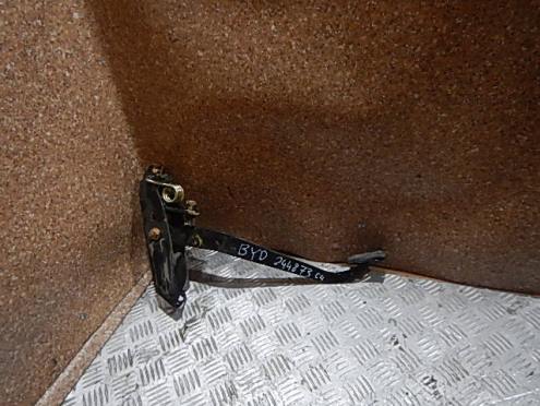 Фотография Педаль сцепления, BYD (БАД)-F3  (05-13)