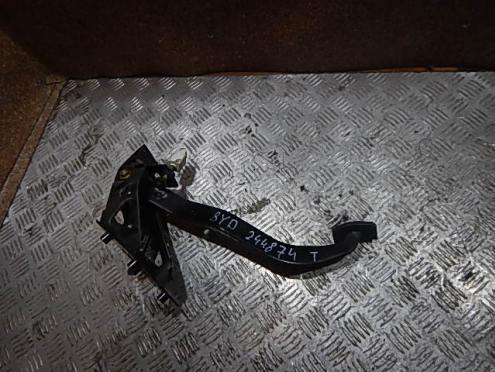 Фотография Педаль тормоза, BYD (БАД)-F3  (05-13)