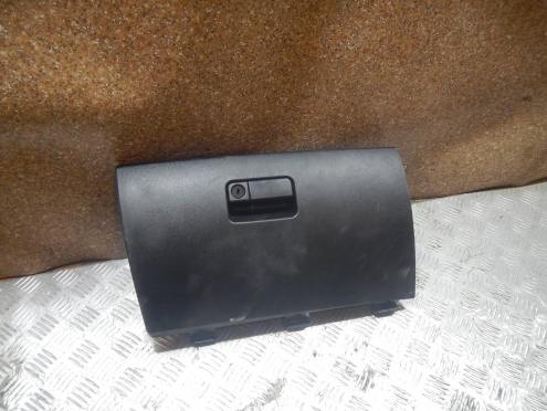 Фотография Бардачок, Mitsubishi (Митсубиси)-GALANT (03-12)