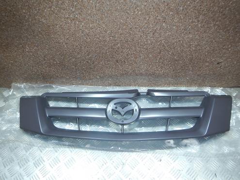 Фотография Решетка радиатора, Mazda (Мазда)-TRIBUTE (EP) (01-04)