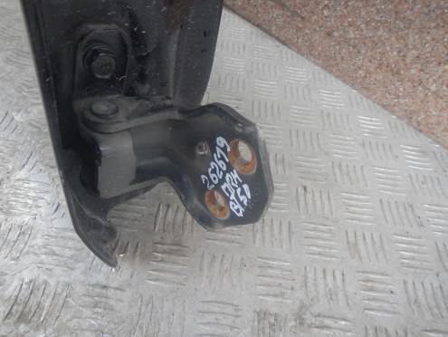 Фотография Петля двери передней правой нижняя, Mazda (Мазда)-BT-50 (06-)