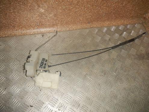 Фотография Замок двери передней правой, Mazda (Мазда)-BT-50 (06-)