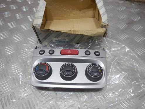 Фотография Блок управления климатической установкой, Alfa Romeo (Альфа Ромео)-147