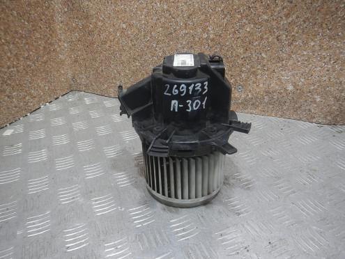 Фотография Моторчик отопителя, Peugeot (Пежо)-301 (12-)