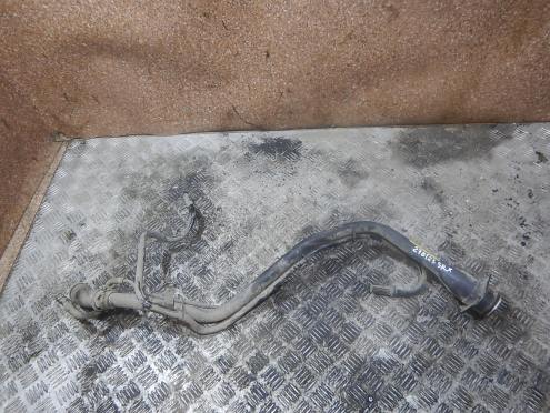 Фотография Горловина топливного бака, Cadillac (Кадиллак)-SRX (03-09)