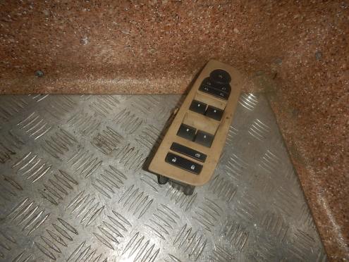 Фотография Блок управления стеклоподъемниками, Cadillac (Кадиллак)-SRX (03-09)