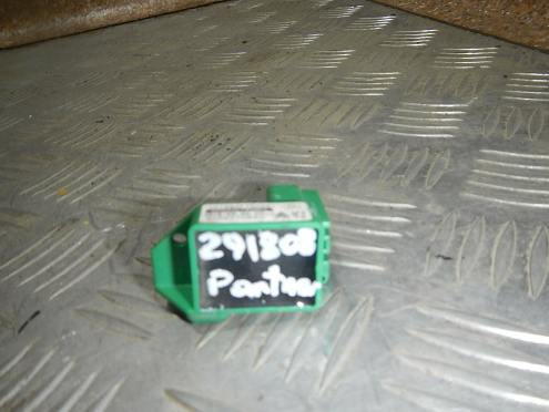 Фотография Датчик AIR BAG, Peugeot (Пежо)-PARTNER TAPEE (B9) (08-)