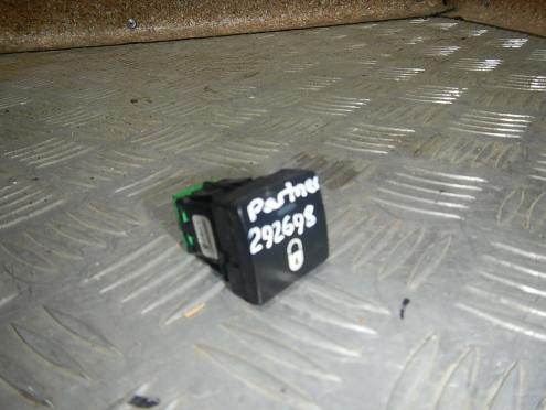 Фотография Блок управления центральным замком, Peugeot (Пежо)-PARTNER TAPEE (B9) (08-)