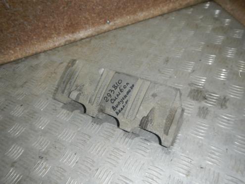 Фотография Кронштейн (сопут.товар), Renault (Рено)-SYMBOL (08-)