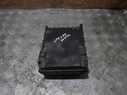 Фотография Блок предохранителей, Volkswagen (Фольксваген)-JETTA (06-11)