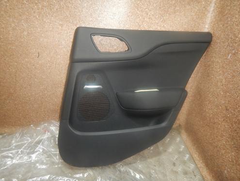 Фотография Обшивка двери задней правой, Citroen (Ситроен)-DS4 (11-15)