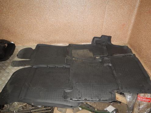 Фотография Коврики салона (комплект), KIA (Киа)-MOHAVE (09-)