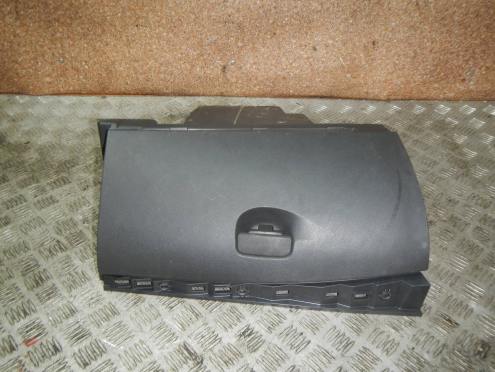 Фотография Бардачок, Renault (Рено)-MEGANE III (09-)