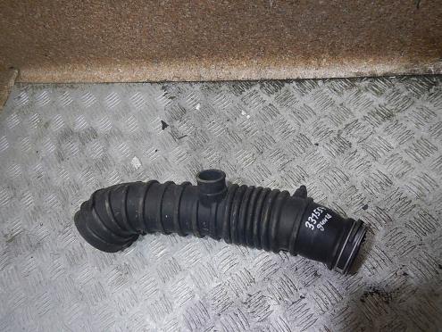 Фотография Патрубок воздушного фильтра, Mitsubishi (Митсубиси)-DINGO (99-02)