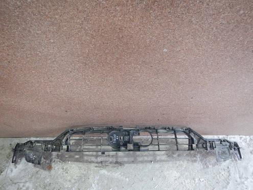 Фотография Кронштейн решетки радиатора, Audi (Ауди)-A7 (4G) (10-17)