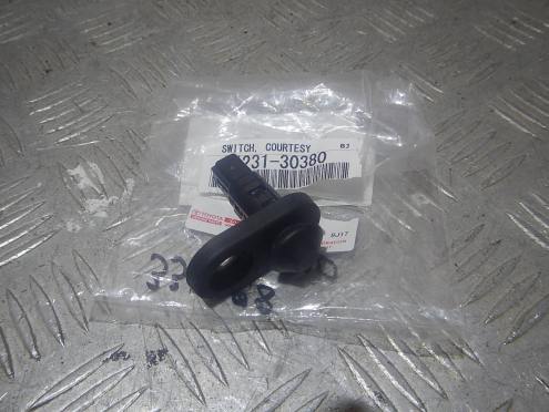 Фотография Выключатель концевой, Lexus (Лексус)-NX (14-)