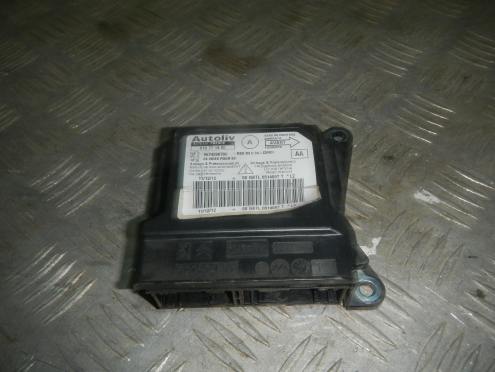 Фотография Блок управления AIR BAG, Peugeot (Пежо)-PARTNER TAPEE (B9) (08-)