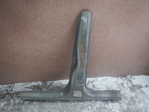 Фотография Стойка кузова центральная левая, Toyota (Тойота)-SEQUOIA (08-)