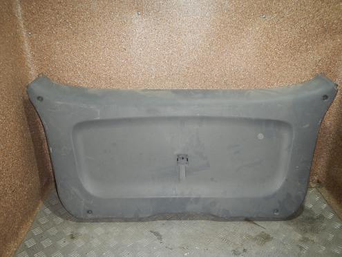 Фотография Обшивка двери багажника, Hyundai (Хендэ)-TERRACAN (01-07)