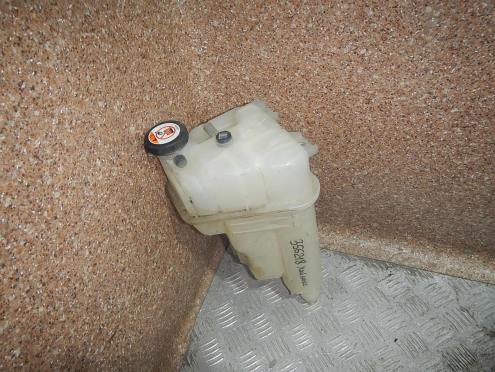 Фотография Бачок расширительный, Toyota (Тойота)-HILUX PICK-UP (15-)