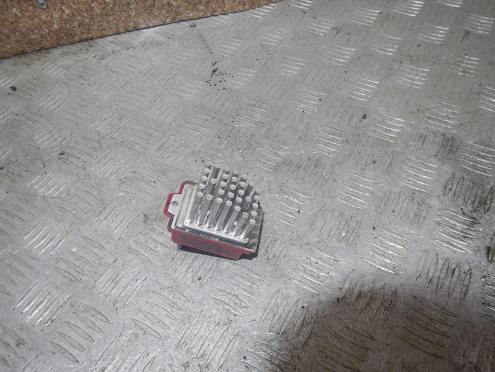 Фотография Резистор отопителя, Audi (Ауди)-TT (8J) (06-13)