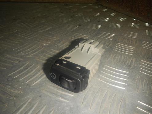 Фотография Блок управления подвеской, Mitsubishi (Митсубиси)-GALANT (03-12)