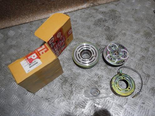 Фотография Компрессор кондиционера, Mitsubishi (Митсубиси)-L200 (K) (-06)