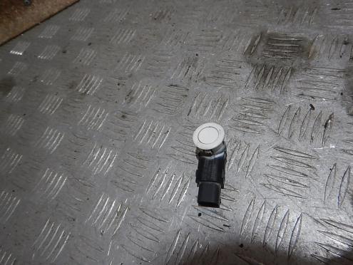 Фотография Датчик парковки, Mazda (Мазда)-BT-50 (06-)