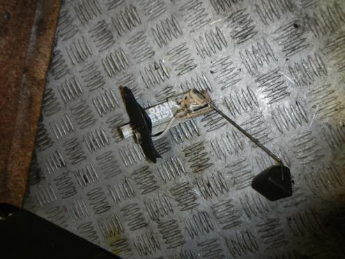 Фотография Датчик уровня топлива, Mitsubishi (Митсубиси)-GALANT (03-12)