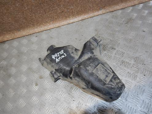 Фотография Бачок омывателя лобового стекла, Opel (Опель)-ASTRA J (09-)