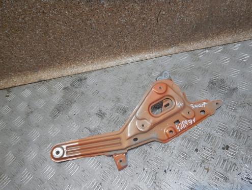 Фотография Кронштейн крепления крыла, Smart (Смарт)-FORTWO/CITY (C453) (14-)