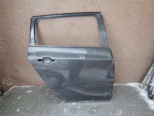 Фотография Дверь задняя правая, Opel (Опель)-ZAFIRA C (12-)