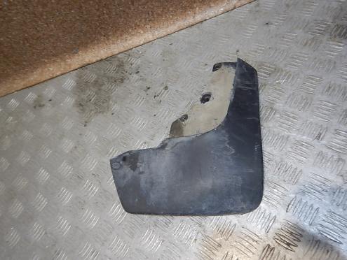 Фотография Брызговик передний правый, Renault (Рено)-DUSTER (12-20)