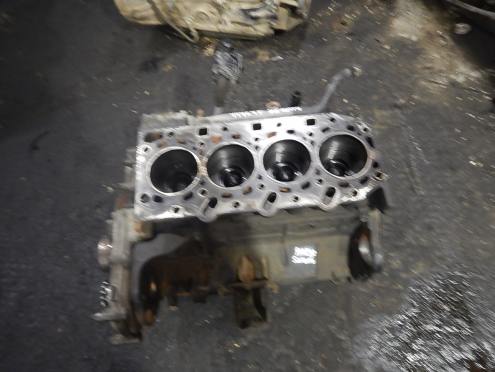 Фотография Блок двигателя, KIA (Киа)-SORENTO (03-09)