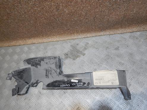 Фотография Воздуховод радиатора правый, Chrysler (Крайслер)-300 (04-11)