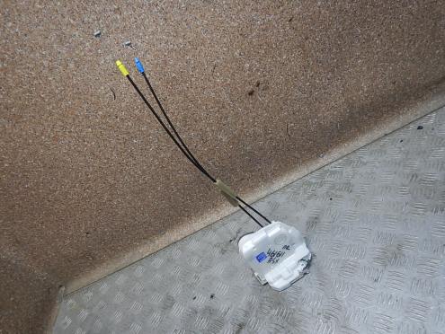 Фотография Замок двери передней правой, Mitsubishi (Митсубиси)-ASX (10-)