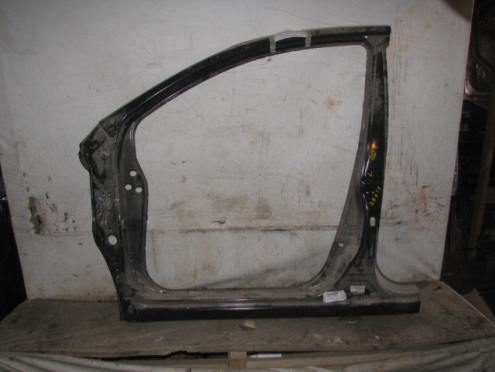 Фотография Боковина левая, Nissan (Ниссан)-NOTE (E11) (06-)