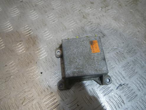 Фотография Блок управления AIR BAG, Mazda (Мазда)-MPV II (LW) (99-06)