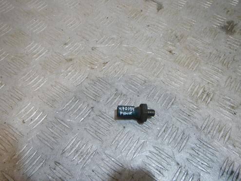 Фотография Датчик давления масла, Skoda (Шкода)-ROOMSTER (06-)