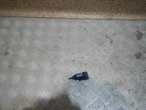 Фотография Выключатель концевой, Skoda (Шкода)-ROOMSTER (06-)