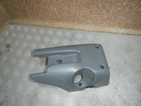 Фотография Кожух рулевой колонки нижний, Mazda (Мазда)-MPV II (LW) (99-06)