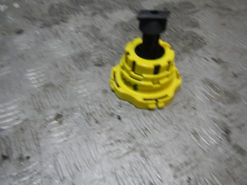 Фотография Болт крепления запасного колеса, Peugeot (Пежо)-3008 (10-)